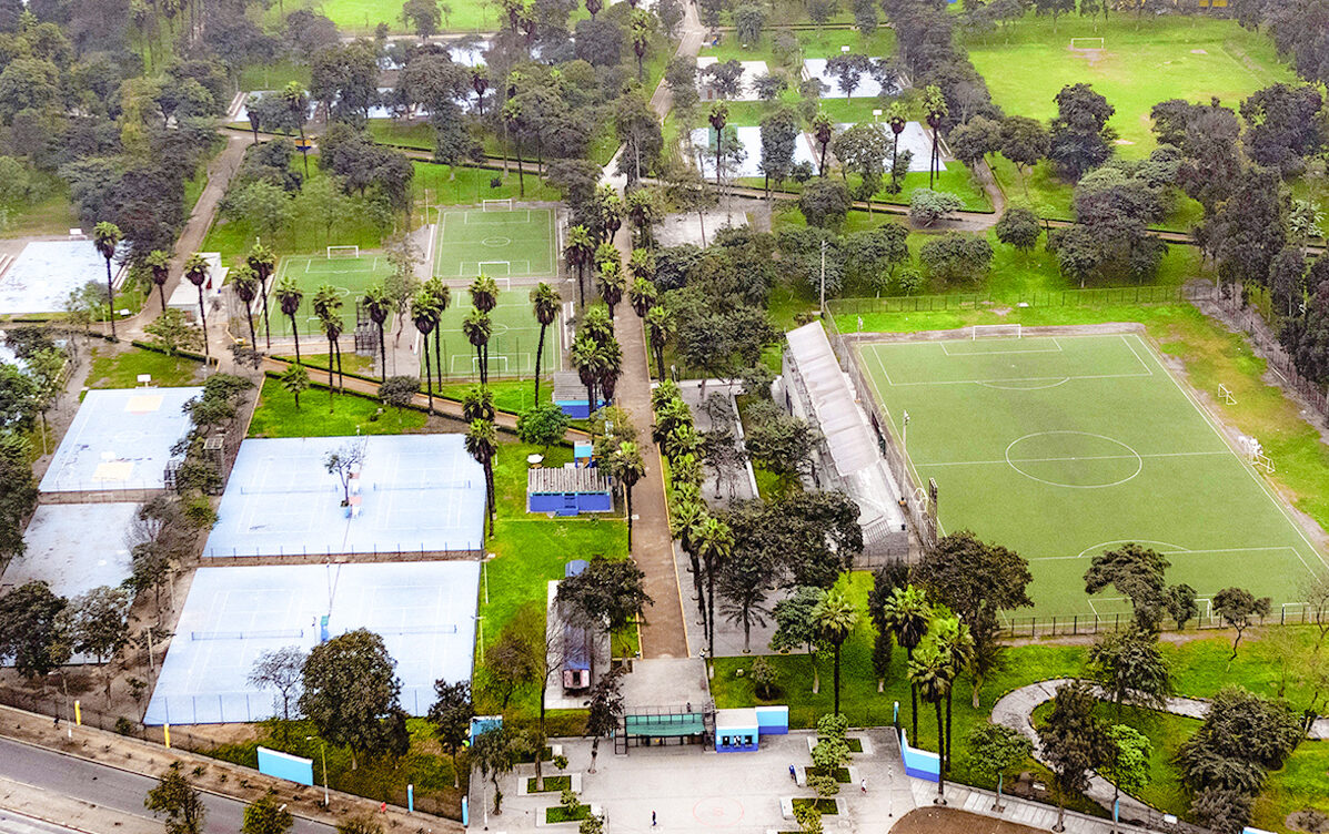 PARQUE SINCHI ROCA LIMA PERU